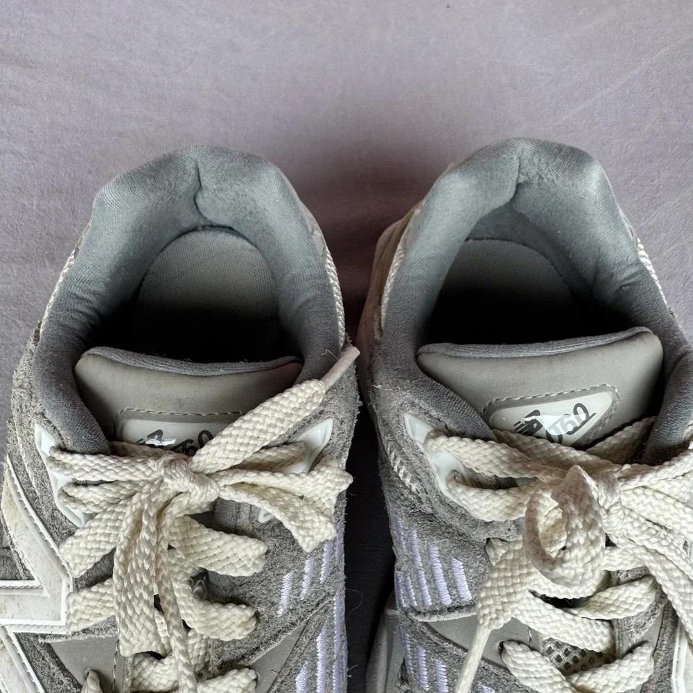 Size‎ M8.5/W10 - New Balance 9060 Grey White U9060YGA
